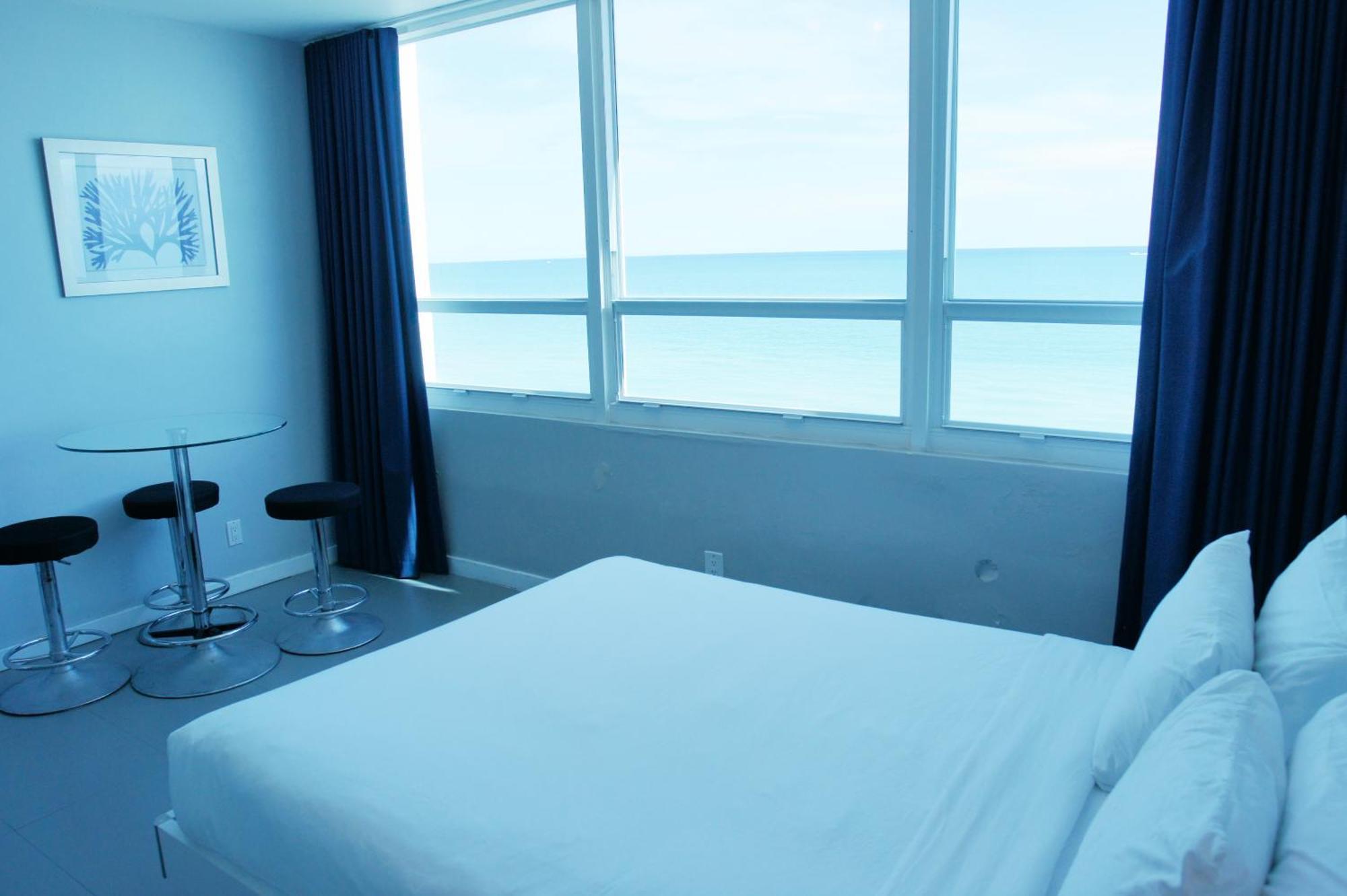Castle 835 Oceanview Studio On Beach With Pool, Gym, Bars, And Free Parking Miami Beach Exterior photo