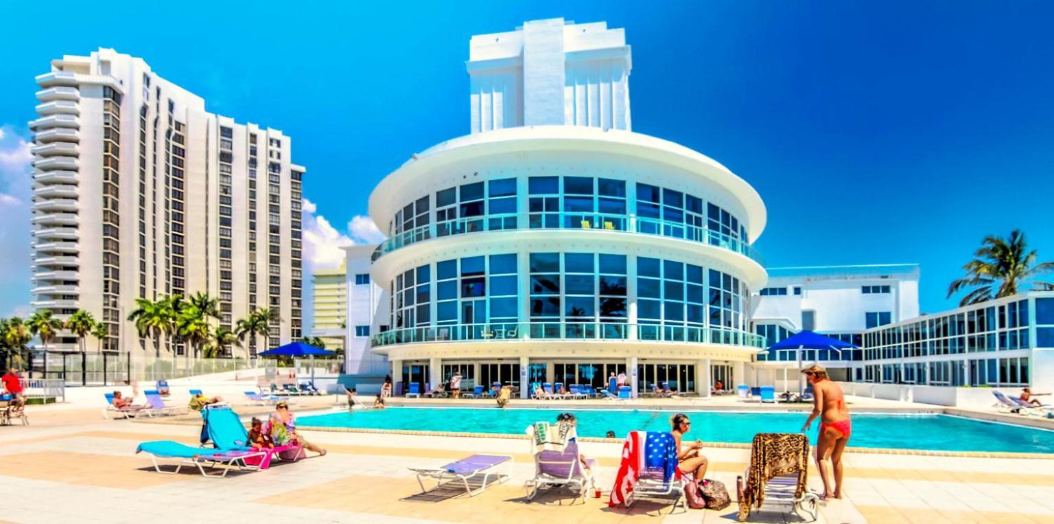 Castle 835 Oceanview Studio On Beach With Pool, Gym, Bars, And Free Parking Miami Beach Exterior photo